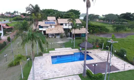Chácara à venda, Sete Pontes, Bragança Paulista, SP - Casa de cinema com vista para a represa. Luxo