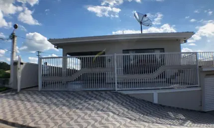 Casa à venda  |  3 Quartos, 1 Suite, 4 Vagas, 400M², Capuava, Piracaia - SP |  Excelente Localizaçã