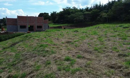 Terreno à venda | condomínio morada do gigante 1 | lote e-08 | joanópolis - sp | excelente oportuni
