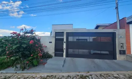 Casa à venda|  Pouso Alegre | Piracaia, SP | Excelente oportunidade | Casa Nova