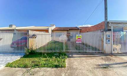 Casa com 2 quartos à venda na Rua das Bauhinias, 336, Eucaliptos, Fazenda Rio Grande, 38 m2 por R$ 250.000