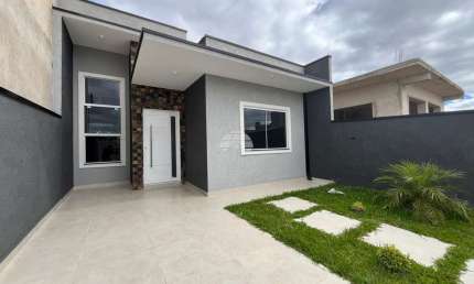 Casa com 3 quartos à venda na Travessa Marselha, 130, Gralha Azul, Fazenda Rio Grande, 60 m2 por R$ 318.000