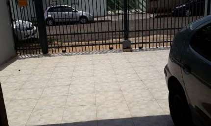 Casa com 2 quartos à venda na Rua José Alceu Gimenez, 148, Monte Carlo, Londrina