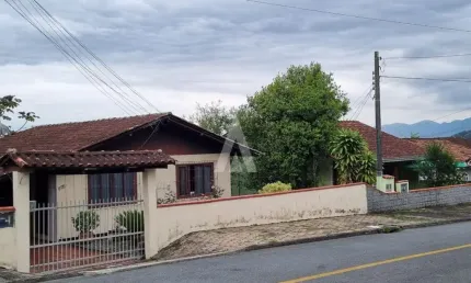 Terreno à venda na Rua Avaí, --, Bom Retiro, Joinville por R$ 380.000