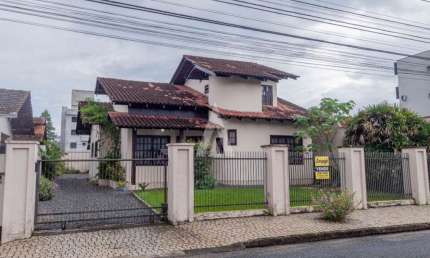 Casa com 3 quartos à venda na Rua São Borja, --, Boa Vista, Joinville, 180 m2 por R$ 1.200.000