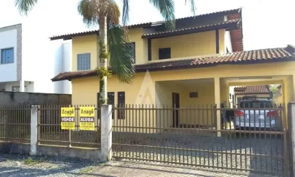Casa com 4 quartos à venda na Rua Magdalena Tagliaferro, --, Vila Nova, Joinville, 276 m2 por R$ 825.000