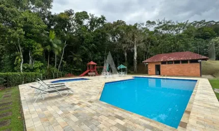 Terreno em condomínio fechado à venda na Rua Ex Combatentes, --, Saguaçu, Joinville por R$ 1.600.000
