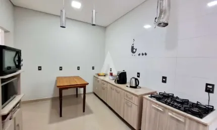Casa com 3 quartos à venda na eugenio kruger, --, glória, joinville, 245 m2 por r$ 879.000