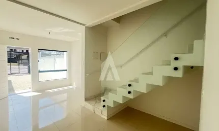 Casa com 2 quartos à venda na Rua Irmãs Lauer, --, Bom Retiro, Joinville, 100 m2 por R$ 500.000