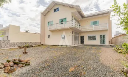 Casa com 2 quartos à venda na Rua Urussanga, --, Bucarein, Joinville, 300 m2 por R$ 1.388.000