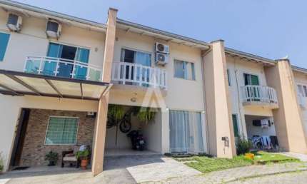 Casa em condomínio fechado com 2 quartos à venda na Rua Francisco Moser, --, Vila Nova, Joinville, 62 m2 por R$ 279.900