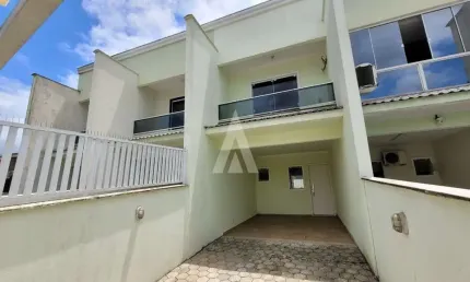 Casa com 2 quartos à venda na Rua Porto Rico, --, Floresta, Joinville, 76 m2 por R$ 320.000