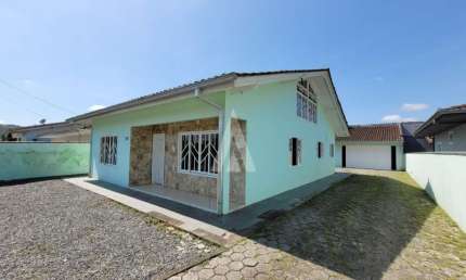Casa com 3 quartos à venda na Rua São Virgílio, --, Vila Nova, Joinville, 160 m2 por R$ 650.000