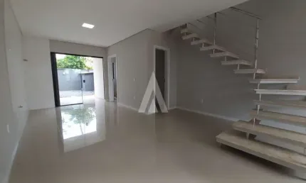 Casa com 3 quartos à venda na ITORORO, --, Bom Retiro, Joinville, 99 m2 por R$ 600.000