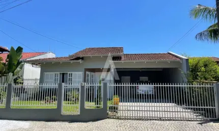 Casa com 4 quartos à venda na Afonso Frederico Leopoldo Koentop, --, Bom Retiro, Joinville, 187 m2 por R$ 980.000