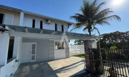 Casa em condomínio fechado com 3 quartos à venda na Balneário Camboriú, --, Bom Retiro, Joinville, 119 m2 por R$ 750.000