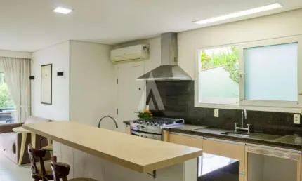 Casa com 4 quartos à venda na Rua Colon, --, Glória, Joinville, 210 m2 por R$ 890.000