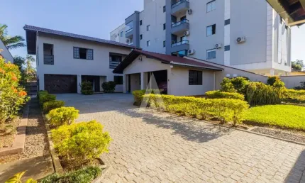 Casa com 4 quartos à venda na Rua Seara, --, Saguaçu, Joinville, 220 m2 por R$ 1.250.000