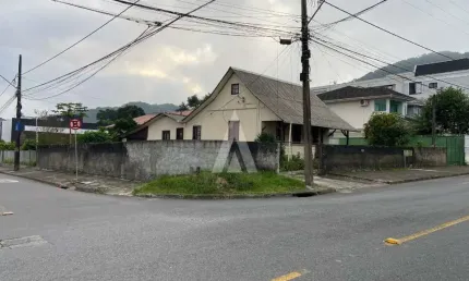 Terreno à venda na Rua dos Capuchinhos, --, Saguaçu, Joinville por R$ 2.600.000