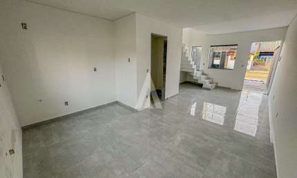 Casa com 2 quartos à venda na Rua Jacy Macedo Lobo, --, Aventureiro, Joinville, 67 m2 por R$ 350.000