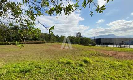 Terreno comercial à venda na Avenida Santos Dumont, --, Zona Industrial, Joinville por R$ 6.500.000