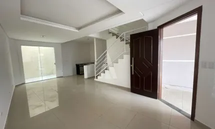 Casa com 4 quartos à venda na Servidão Henrique Schenkel, --, Iririú, Joinville, 122 m2 por R$ 470.000