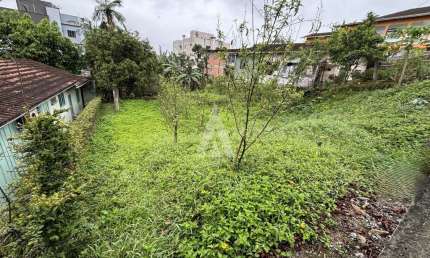 Terreno à venda na Rua Pedro Ernesto, --, Saguaçu, Joinville por R$ 580.000