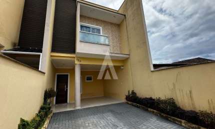 Casa com 3 quartos à venda na Rua José Diniz, --, Guanabara, Joinville, 106 m2 por R$ 440.000