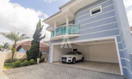 Casa com 3 quartos à venda na Arco Iris, --, Iririú, Joinville, 300 m2 por R$ 1.198.000