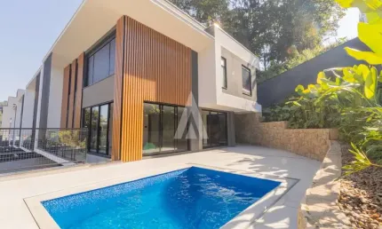 Casa com 3 quartos à venda na Rua Quintino Bocaiúva, --, América, Joinville, 311 m2 por R$ 2.897.516