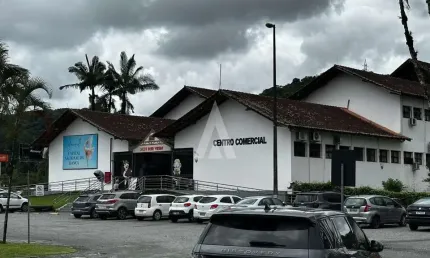 Ponto comercial à venda na Xv de Novembro, --, Glória, Joinville, 114 m2 por R$ 400.000
