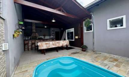 Casa com 3 quartos à venda na Rua Arlindo Correa, --, Vila Nova, Joinville, 150 m2 por R$ 799.000