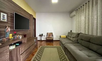 Casa com 3 quartos à venda na Rua José do Patrocínio, --, Saguaçu, Joinville, 130 m2 por R$ 690.000