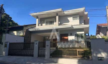 Casa com 3 quartos à venda na Alzira Adélia de Santana, --, Floresta, Joinville, 314 m2 por R$ 1.750.000