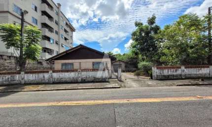 Terreno à venda na Rua Ituporanga, --, Bom Retiro, Joinville por R$ 1.200.000
