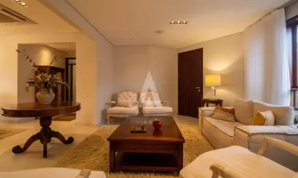 Casa com 4 quartos à venda na Rua Dionísio Cerqueira, --, Saguaçu, Joinville, 235 m2 por R$ 1.550.000