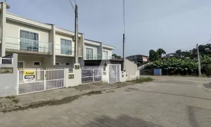 Casa com 2 quartos à venda na Francisca Gonçalves da Silva, --, João Costa, Joinville, 72 m2 por R$ 270.000