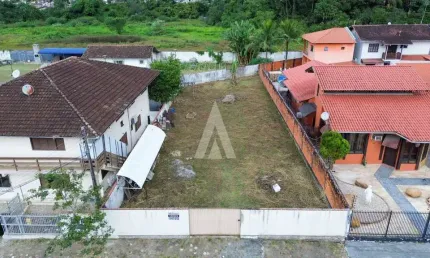 Terreno à venda na Rua Calisto Zattar, --, Bucarein, Joinville por R$ 580.000