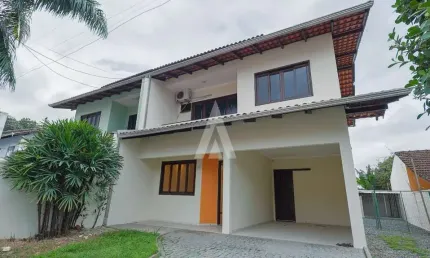 Casa com 3 quartos à venda na joao antonio schadeck, --, costa e silva, joinville, 131 m2 por r$ 750.000