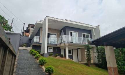 Casa com 3 quartos à venda na Servidão Nelson Mathias, --, Iririú, Joinville, 159 m2 por R$ 750.000