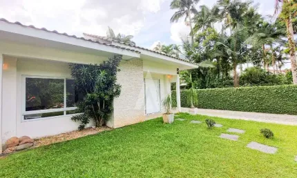Casa em condomínio fechado com 3 quartos à venda na de Lion, --, Saguaçu, Joinville, 215 m2 por R$ 1.600.000