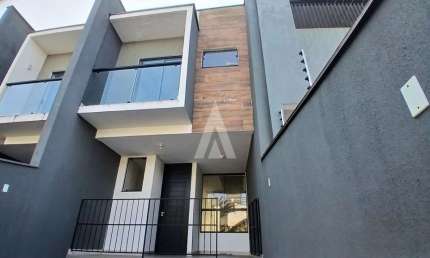 Casa com 2 quartos à venda na Professor Ludwig Freitag, --, Santo Antônio, Joinville, 92 m2 por R$ 470.000