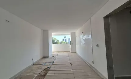 Apartamento com 3 quartos à venda na Rua Assis Brasil, --, Saguaçu, Joinville por R$ 720.000