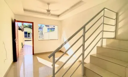 Casa com 2 quartos à venda na Rua Heraclito Lobato, --, Floresta, Joinville, 75 m2 por R$ 380.000