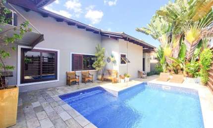 Casa em condomínio fechado com 3 quartos à venda na Rua Agrolândia, --, Glória, Joinville, 177 m2 por R$ 1.598.000