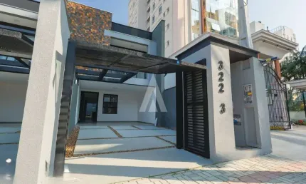 Casa com 3 quartos à venda na Rua Henrique Max Baggenstoss, --, Saguaçu, Joinville, 162 m2 por R$ 1.089.000