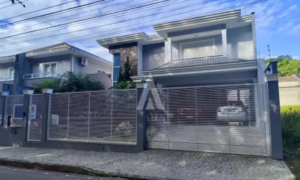 Casa com 3 quartos à venda na Pedro Gervasio Bernardes, --, Bom Retiro, Joinville, 178 m2 por R$ 1.490.000