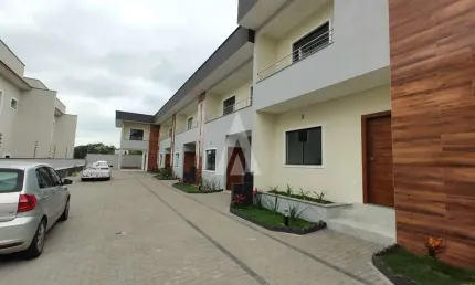 Casa em condomínio fechado com 3 quartos à venda na Rua Humaitá, --, Bom Retiro, Joinville, 119 m2 por R$ 680.000