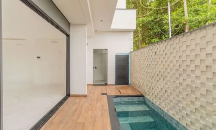 Casa com 3 quartos à venda na Rua Rio Negrinho, --, Saguaçu, Joinville, 191 m2 por R$ 1.490.000