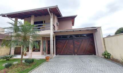 Casa com 3 quartos à venda na Rua Santa Bárbara, --, Vila Nova, Joinville, 184 m2 por R$ 865.000